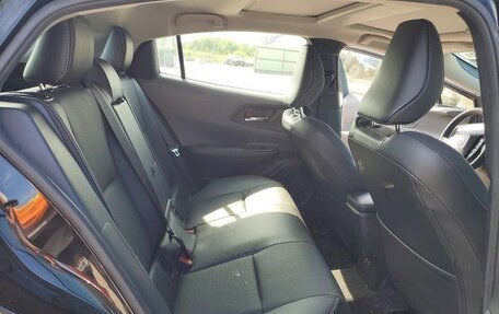 Toyota Prius IV XW50, 2023 год, 2 670 000 рублей, 9 фотография