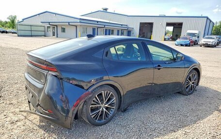 Toyota Prius IV XW50, 2023 год, 2 670 000 рублей, 3 фотография