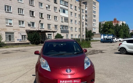 Nissan Leaf I, 2014 год, 950 000 рублей, 3 фотография