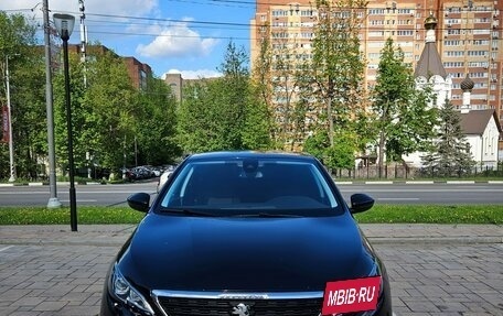 Peugeot 308 II, 2020 год, 1 000 000 рублей, 2 фотография