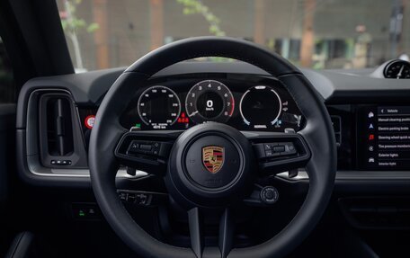 Porsche Cayenne III, 2024 год, 14 800 000 рублей, 9 фотография