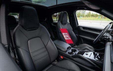 Porsche Cayenne III, 2024 год, 14 800 000 рублей, 15 фотография