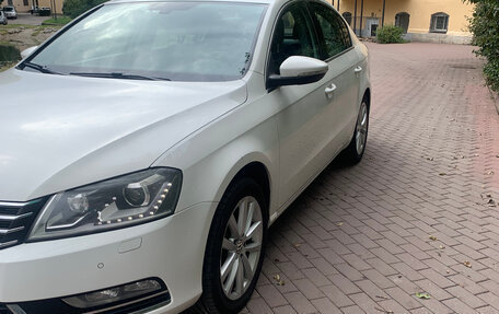 Volkswagen Passat B7, 2013 год, 1 000 000 рублей, 3 фотография