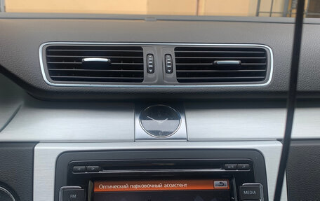 Volkswagen Passat B7, 2013 год, 1 000 000 рублей, 13 фотография