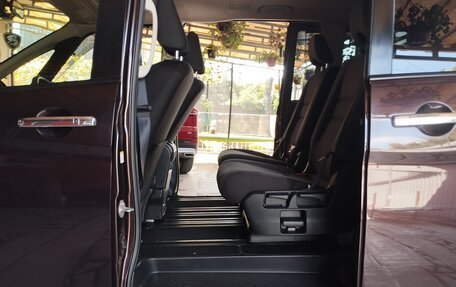 Nissan Serena IV, 2018 год, 2 000 000 рублей, 7 фотография