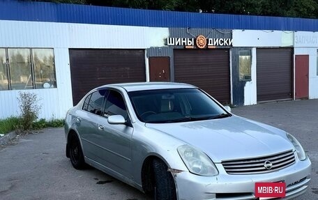 Nissan Skyline, 2002 год, 280 000 рублей, 2 фотография