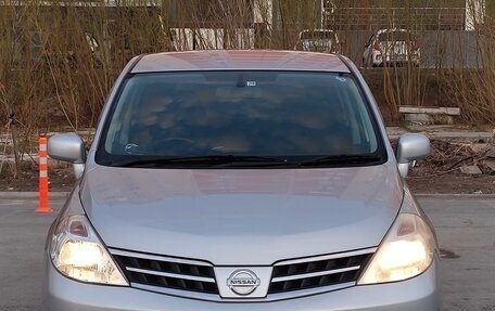 Nissan Tiida, 2009 год, 850 000 рублей, 2 фотография