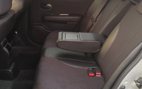 Nissan Tiida, 2009 год, 850 000 рублей, 31 фотография