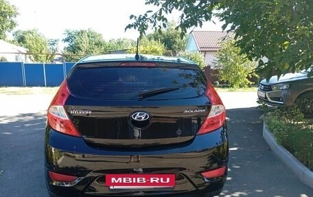 Hyundai Solaris II рестайлинг, 2014 год, 550 000 рублей, 2 фотография