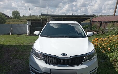KIA Rio III рестайлинг, 2015 год, 1 300 000 рублей, 1 фотография