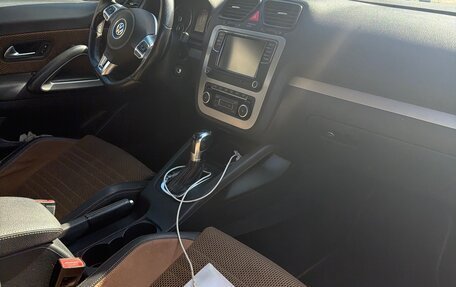 Volkswagen Scirocco III рестайлинг, 2011 год, 1 370 000 рублей, 10 фотография