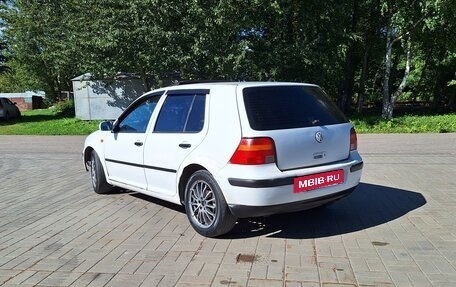 Volkswagen Golf IV, 1999 год, 170 000 рублей, 2 фотография