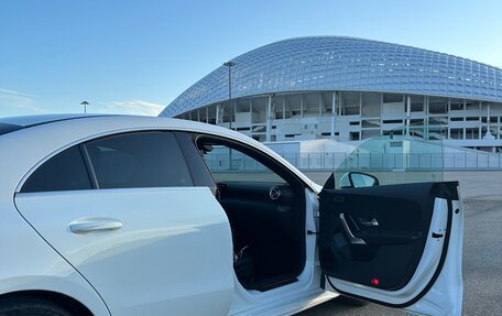 Mercedes-Benz CLA, 2019 год, 3 050 000 рублей, 6 фотография