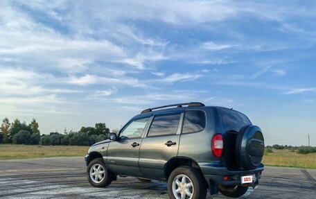 Chevrolet Niva I рестайлинг, 2006 год, 450 000 рублей, 2 фотография