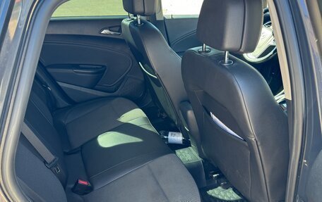 Opel Astra J, 2012 год, 800 000 рублей, 9 фотография