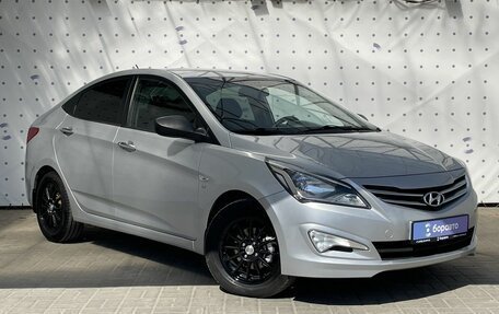 Hyundai Solaris II рестайлинг, 2014 год, 850 000 рублей, 2 фотография