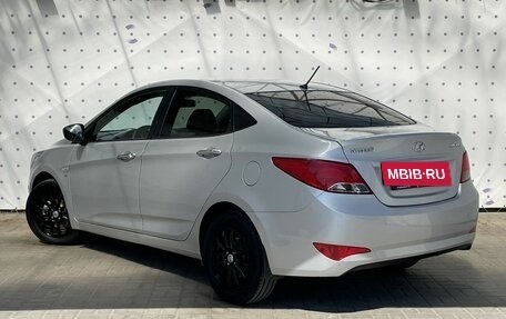 Hyundai Solaris II рестайлинг, 2014 год, 850 000 рублей, 5 фотография