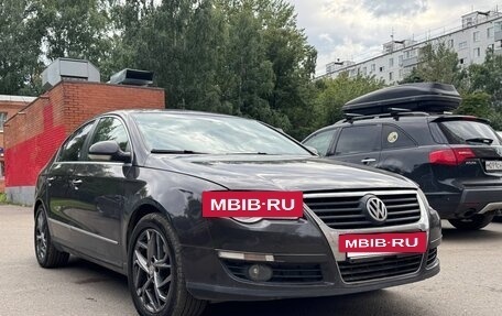 Volkswagen Passat B6, 2008 год, 599 000 рублей, 2 фотография