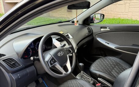 Hyundai Solaris II рестайлинг, 2013 год, 900 000 рублей, 9 фотография