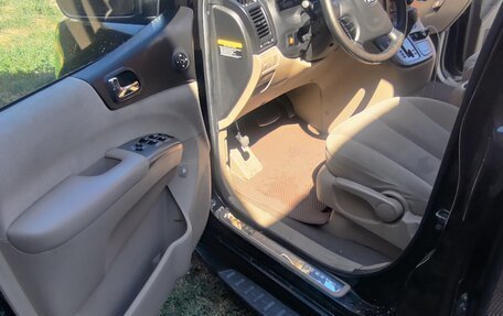 KIA Carnival III, 2008 год, 1 400 000 рублей, 8 фотография