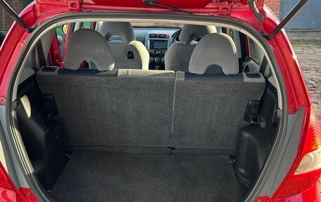 Honda Fit III, 2004 год, 250 000 рублей, 7 фотография