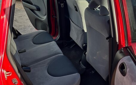 Honda Fit III, 2004 год, 250 000 рублей, 8 фотография
