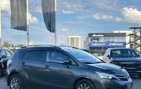 Toyota Verso I, 2013 год, 1 254 000 рублей, 3 фотография