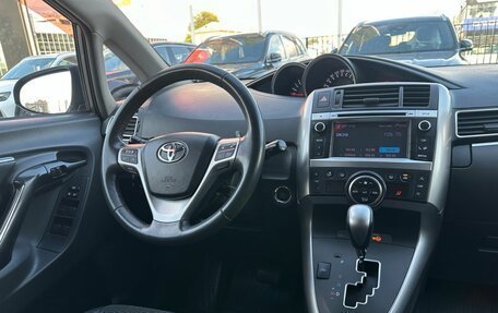 Toyota Verso I, 2013 год, 1 254 000 рублей, 27 фотография