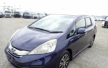 Honda Fit Shuttle I рестайлинг, 2014 год, 800 000 рублей, 1 фотография