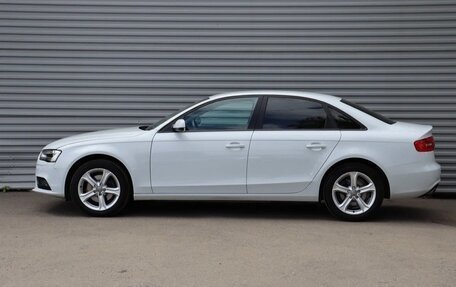 Audi A4, 2015 год, 900 000 рублей, 1 фотография