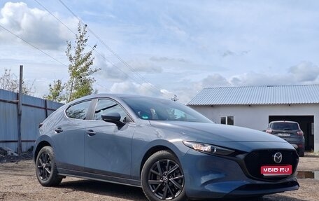 Mazda 3, 2019 год, 2 000 000 рублей, 1 фотография