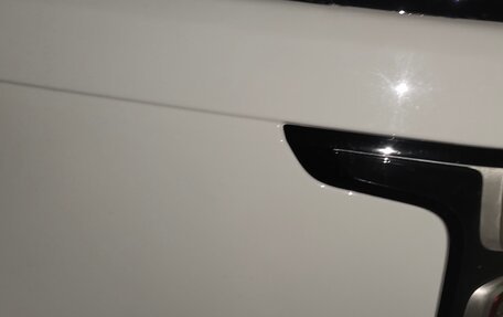 Land Rover Range Rover IV рестайлинг, 2019 год, 7 600 000 рублей, 3 фотография
