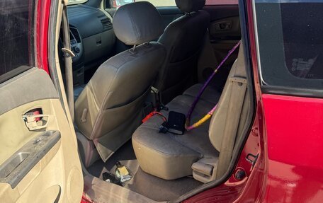 KIA Carens I (RS), 2003 год, 250 000 рублей, 2 фотография