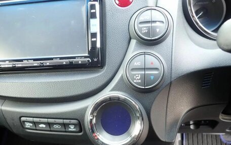 Honda Fit Shuttle I рестайлинг, 2014 год, 800 000 рублей, 3 фотография