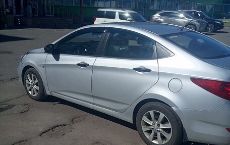 Hyundai Solaris II рестайлинг, 2013 год, 410 000 рублей, 8 фотография