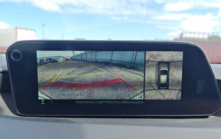 Mazda 3, 2019 год, 2 000 000 рублей, 15 фотография