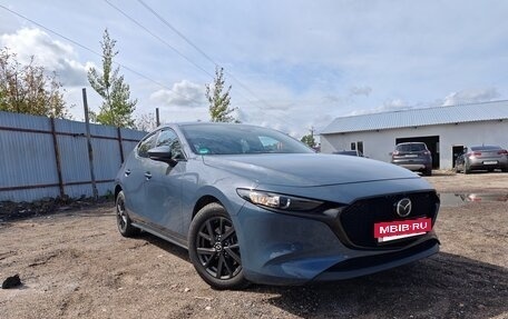 Mazda 3, 2019 год, 2 000 000 рублей, 8 фотография