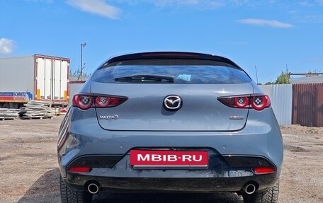 Mazda 3, 2019 год, 2 000 000 рублей, 3 фотография