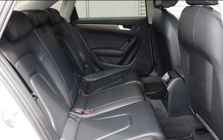Audi A4, 2015 год, 900 000 рублей, 6 фотография