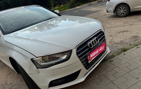 Audi A4, 2015 год, 900 000 рублей, 11 фотография