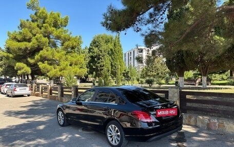 Mercedes-Benz C-Класс, 2018 год, 1 840 000 рублей, 10 фотография