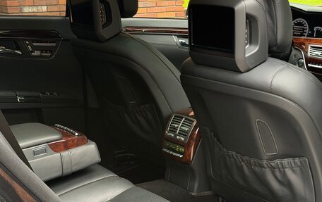 Mercedes-Benz S-Класс, 2010 год, 2 799 999 рублей, 30 фотография