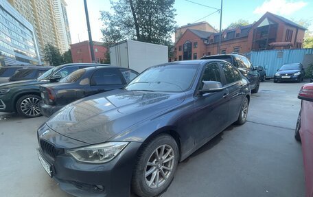 BMW 3 серия, 2014 год, 1 000 000 рублей, 2 фотография