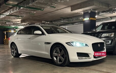 Jaguar XF II, 2018 год, 2 450 000 рублей, 4 фотография