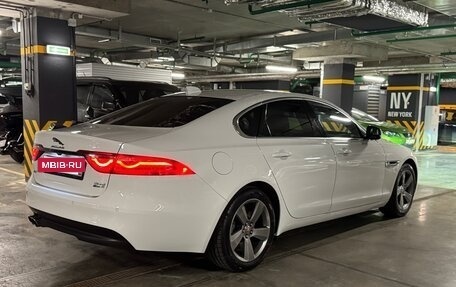 Jaguar XF II, 2018 год, 2 450 000 рублей, 3 фотография