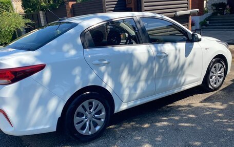 KIA Rio IV, 2018 год, 1 150 000 рублей, 5 фотография