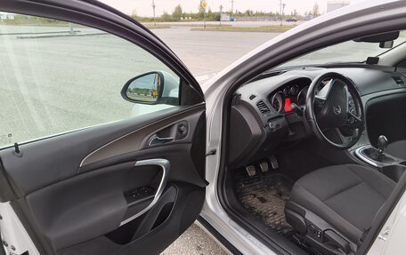 Opel Insignia II рестайлинг, 2010 год, 900 000 рублей, 6 фотография