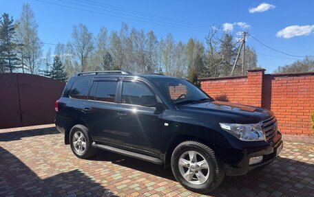 Toyota Land Cruiser 200, 2010 год, 3 300 000 рублей, 4 фотография