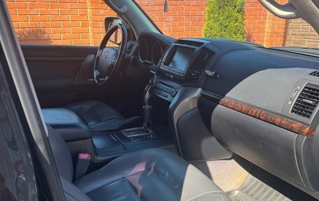 Toyota Land Cruiser 200, 2010 год, 3 300 000 рублей, 9 фотография