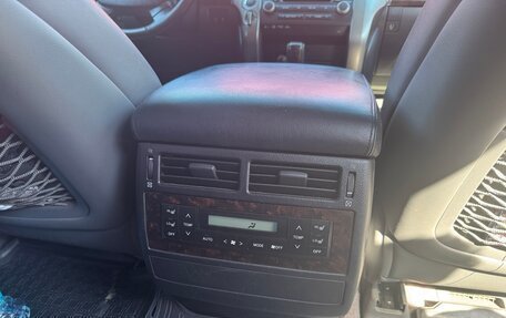 Toyota Land Cruiser 200, 2010 год, 3 300 000 рублей, 10 фотография